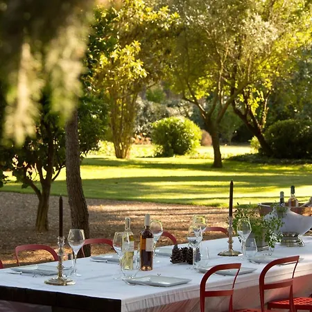 Domaine De La Jasso, Demeure De Grand Luxe Au Pied De La Cité De Carcassonne, Piscines Et Parc Animalier Carcassonne