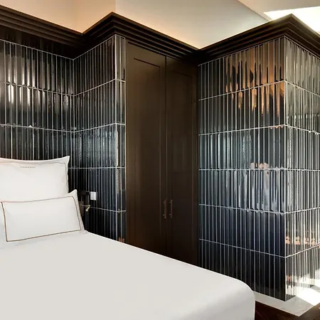 Domaine De La Jasso, Demeure De Grand Luxe Au Pied De La Cité De Carcassonne, Piscines Et Parc Animalier Carcassonne